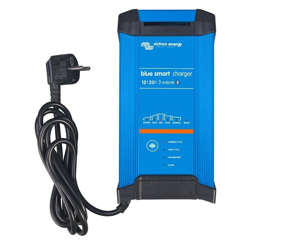 Cargador de batería Victron Blue Smart IP22 12V/30A (3 Salida)
