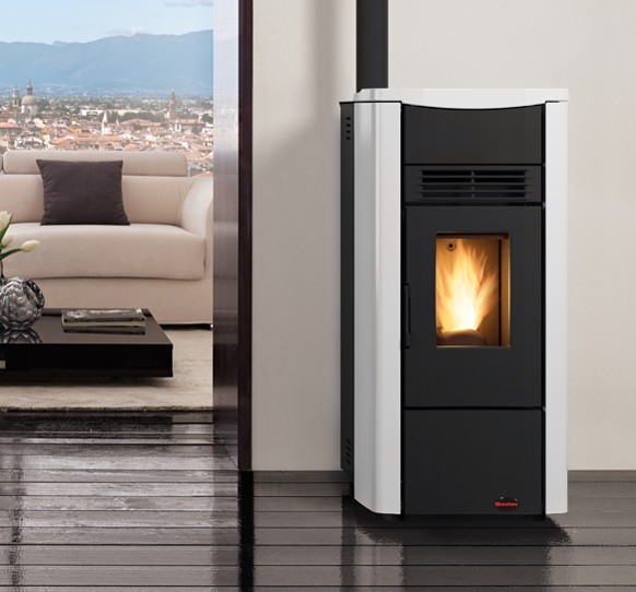 Estufa de pellet de Nórdica Extraflame mod. Giusy Plus Evo (9,1 kw/M) Canalizada