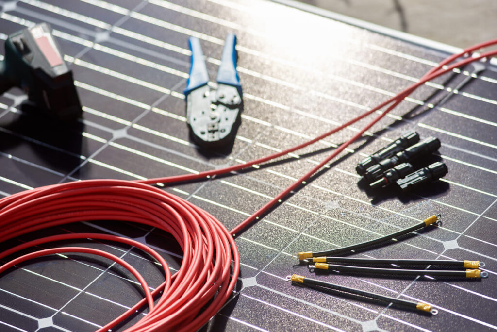 componentes kit solar autoconsumo sin conexión a la red