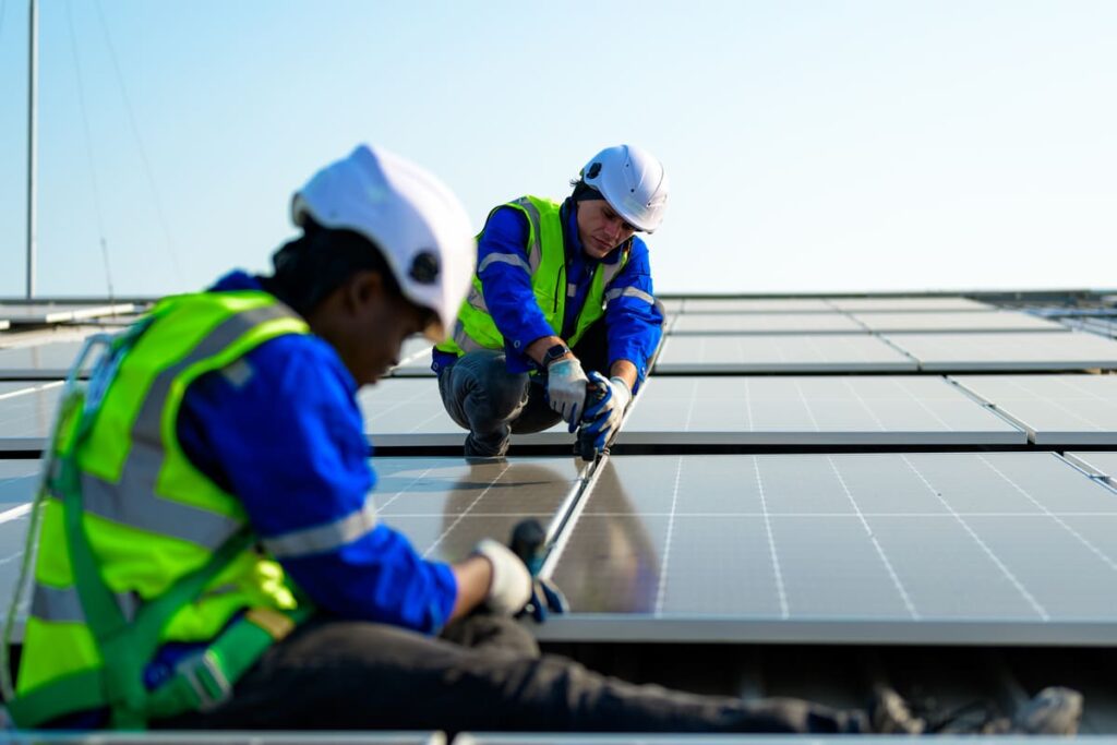 instalación de placas solares con subvenciones placas solares Sevilla